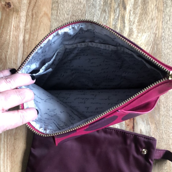 Rare Lululemon double wristlet/makeup bag - Picture 3 of 6